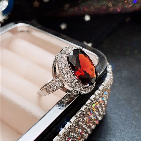 New 925 Silver Fashion Women Wedding Garnet Ring - Picture 4 of 4